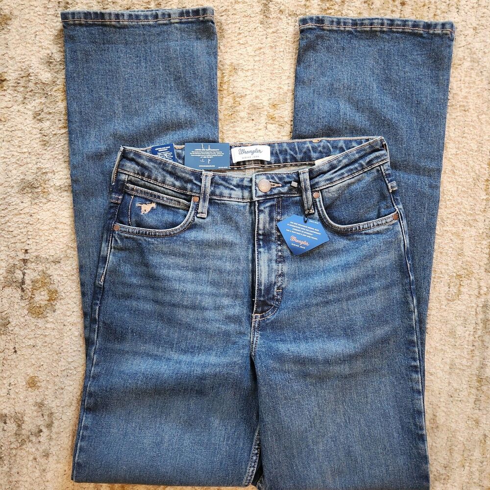 Women's Wrangler Bootcut Riding Jeans Denim NWT 29 x 34